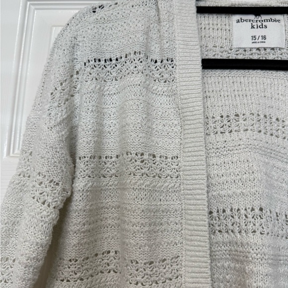 Abercrombie Kids Cream Cardigan Hoodie Sweater with Lace Trim Size 15/16 - Picture 4 of 10
